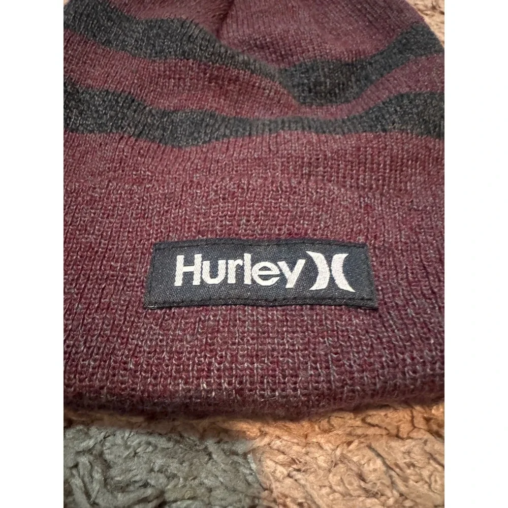 Hurley Youth Knit Beanie Hat Burgundy Black Striped Cuffed Winter Cap